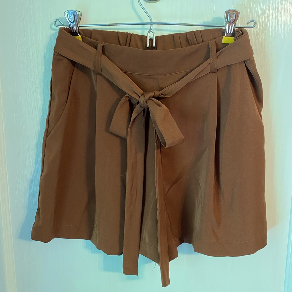 Brown tie waist shorts
